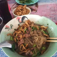 ก๋วยเตี๋ยวเรืออยุธยารสเด็ด สาขา 9