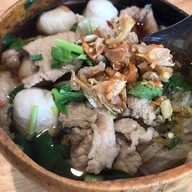 LL specialty coffee / matcha