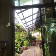 บ้านขนม Coffee & Bakery