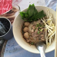 ก๋วยเตี๋ยวเรืออยุธยารสเด็ด สาขา 9