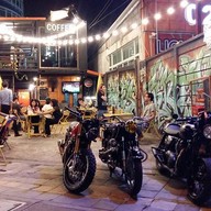 หน้าร้าน sector11 Garage&Cafe'