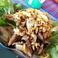 ร้านอาหารสมนึกชวนชิม นาหม่อม