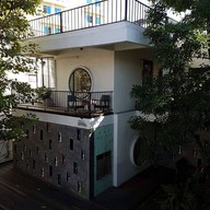 โรงแรมดิอาร์เทลนิมมาน