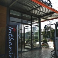 หน้าร้าน Inthanin Coffee ลำตะคอง
