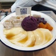 เมนูของร้าน YUN - Taiwanese Fusion Dessert Cafe Saintlouis 3