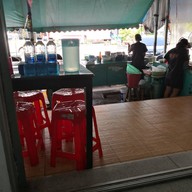 ก๋วยเตี๋ยวเรือป้ามณ