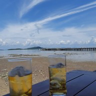 หน้าร้าน Fresh Restaurant เกาะลันตา
