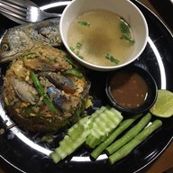 Pho' Cafe' วัชรพล ตรงข้ามเสถียรธรรมสถาน