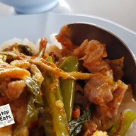 เมนูของร้าน ข้าวแกงเจ๊ติ๋ม