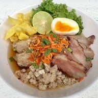 โจ๊กแต้จิ๋วหัวหิน (โจ๊กเก้าเตา) ถนนแนบเคหาสน์ ซอย.55/1 ตรงข้ามโต้รุ่งสำเพ็ง สี่แยกสะพานปลา
