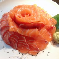 Nami Izakaya & Sushi Bar