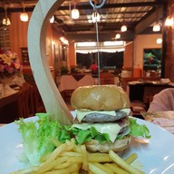 อิ่มอร่อย เมืองทอง T5
