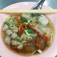 ยุ้ยโภชนา