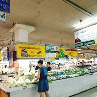 บรรยากาศ กาดธานินทร์ (ตลาดศิริวัฒนา)