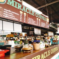 บรรยากาศ กาดธานินทร์ (ตลาดศิริวัฒนา)