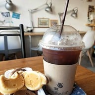Hana Zono Cafe'