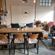 Hana Zono Cafe'