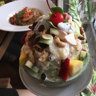 เมนูของร้าน สวนผัก โอ้กะจู๋ สันทราย