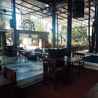 บรรยากาศ บ้านดาวล้อมเดือน