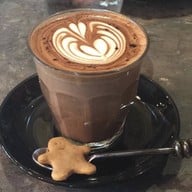 เมนูของร้าน Symmetry