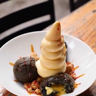 เมนูของร้าน Brother Bird Milk & Croissants Stateland Cafe