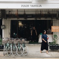 Plain Vanilla Bakery
