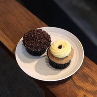 Plain Vanilla Bakery