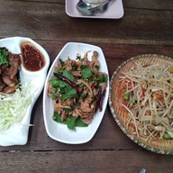 เมนูของร้าน ตะบันตำ ตำถาดบันลือโลก ปิ่นเกล้า