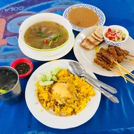 บรรยากาศ ร้านอาหาร ฟาตีมะห์ รสเด็ด