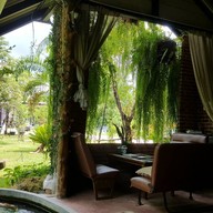 บรรยากาศ Ein Din Cafe'