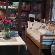 กาแฟในสวนบ้านงามแสงเดือน
