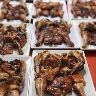 ไก่ย่างสวนแสงสว่างใกล้ปราสาทหินพนมรุ้ง