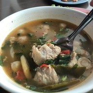 เจ๊หวานไก่อบโอ่ง