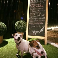 La Lune bar & bistro