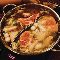 เมนูของร้าน เส้นเฝอ ชาบู  ท่าศาลา