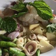 เมนูของร้าน จ่าต๋อยอาหารป่า