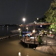 บรรยากาศ Wine Port ริมเจ้าพระยา สะพานปทุม2