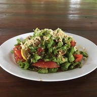 ไก่ย่างสวนแสงสว่างใกล้ปราสาทหินพนมรุ้ง