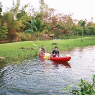 บรรยากาศ ครัวริมน้ำ วิมานน้ำรีสอร์ท แก่งกระจาน จ.เพชรบุรี