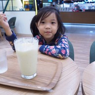 Yellow Cafe Hyundai City Outlet Dongdaemun