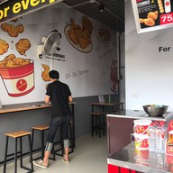 Five Star ปั๊มปตท โค้งแยกปลาลัง กระบี่