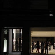 บรรยากาศ 100 Tonson Gallery