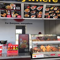 Five Star ปั๊มปตท โค้งแยกปลาลัง กระบี่