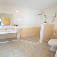 ทริปเปิ้ลทรี