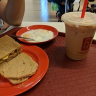 เมนูของร้าน Ya Kun Kaya Toast Tangs