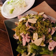61 Cozy Garden Bistro