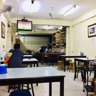 บรรยากาศ อีสานแซ้บแซ่บ