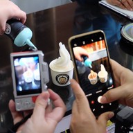 เมนูของร้าน Deksomboon Shop เยาวราช