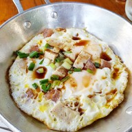 เมนูของร้าน SIX O'CLOCK Breakfast & coffee