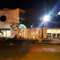 ภัตตาคารเพลินตา การ์เด้น